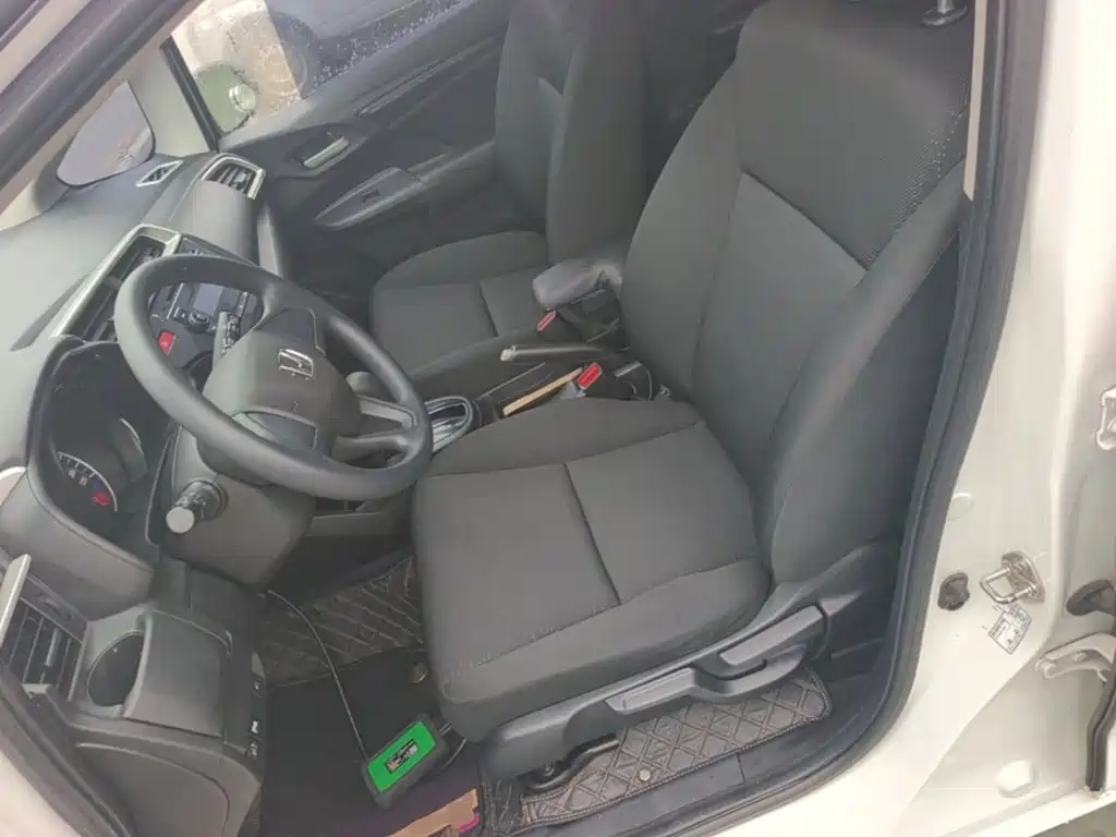 Honda Fit — миниатюра 15