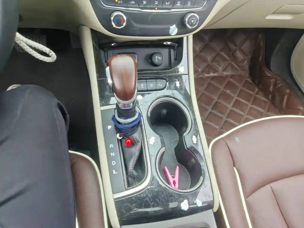 Buick Verano — миниатюра 14