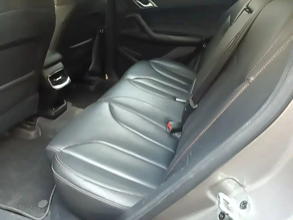 Roewe RX5 New Energy — миниатюра 17