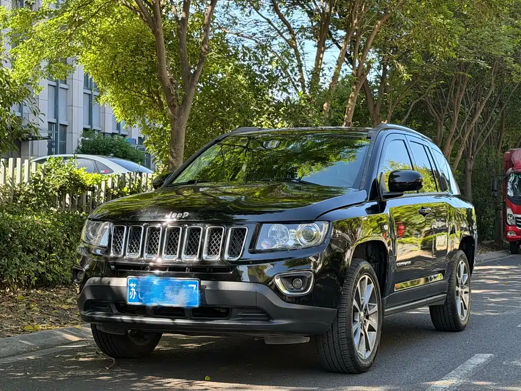 Купить Jeep Compass (Import)