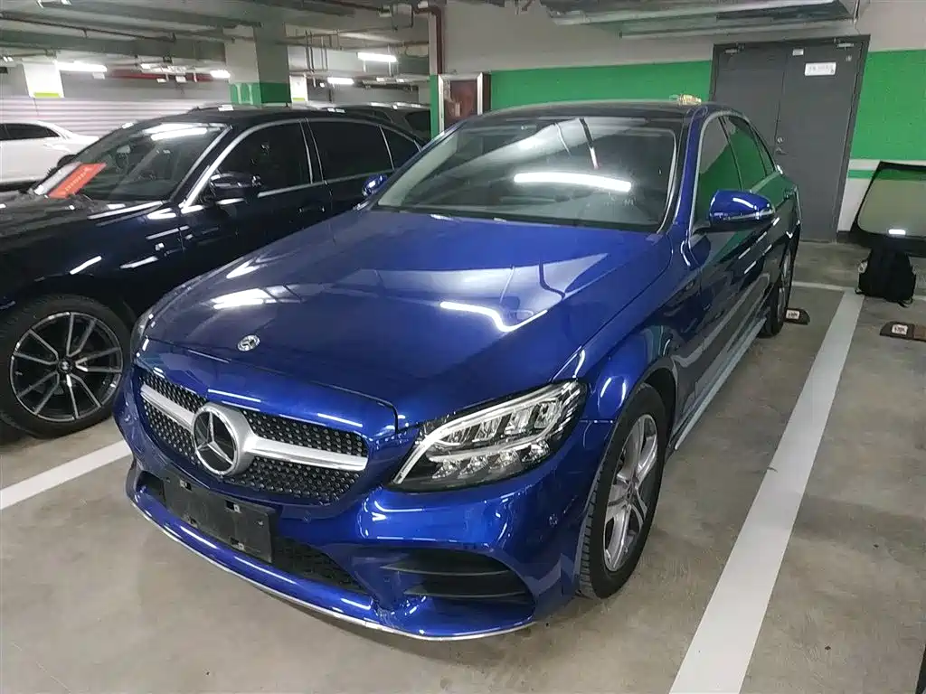 Mercedes-Benz C-Class 2021