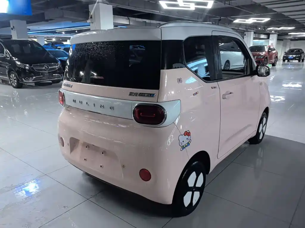 Wuling MINIEV — миниатюра 7