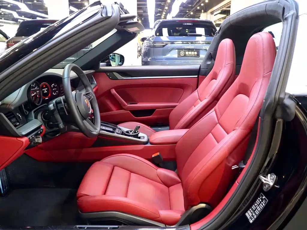 Porsche 911 2023 Targa 4 3.0T