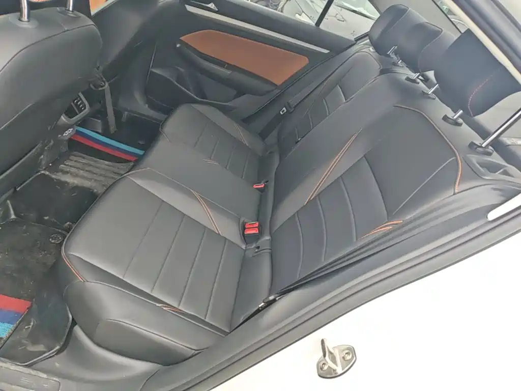 Volkswagen Bora — миниатюра 17