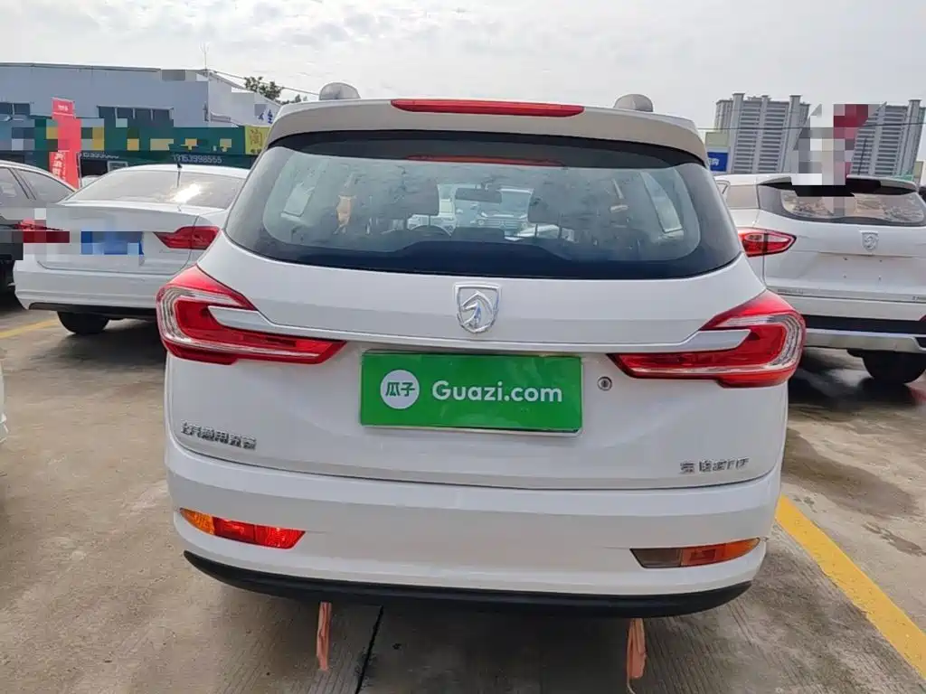 Baojun 310W — миниатюра 6