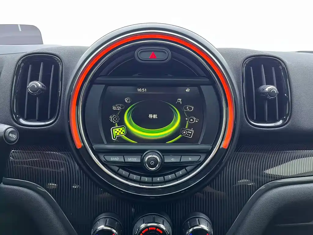 MINI Countryman 1.5T COOPER ALL4 Explorer, фото 16