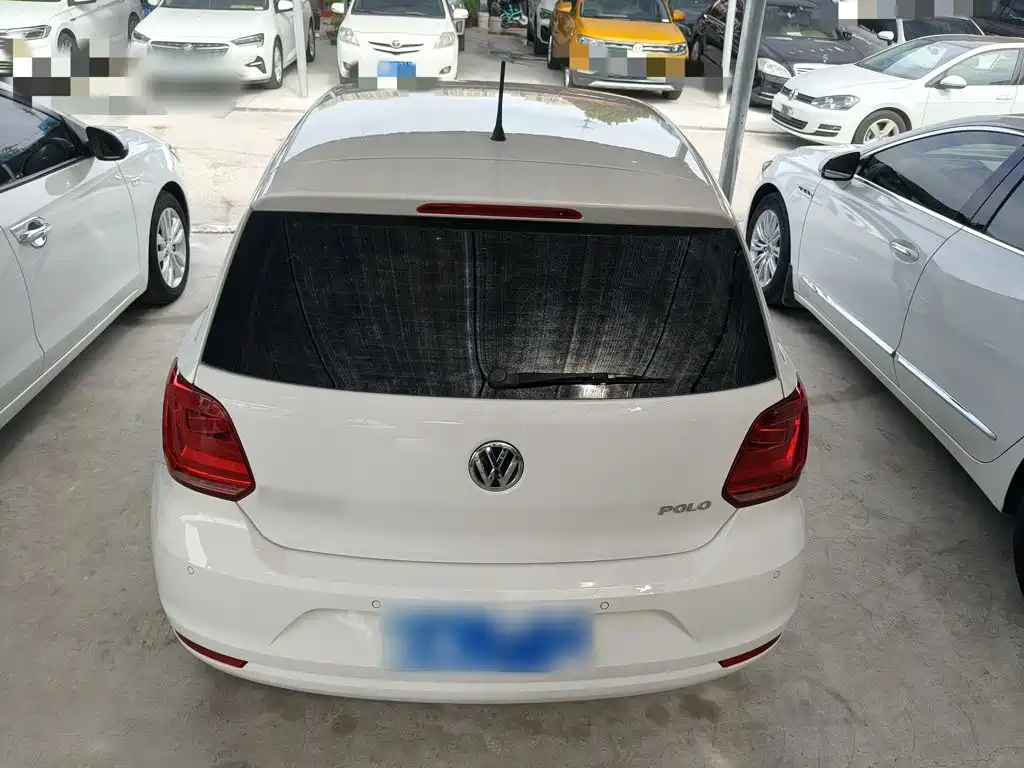 Volkswagen Polo — миниатюра 13