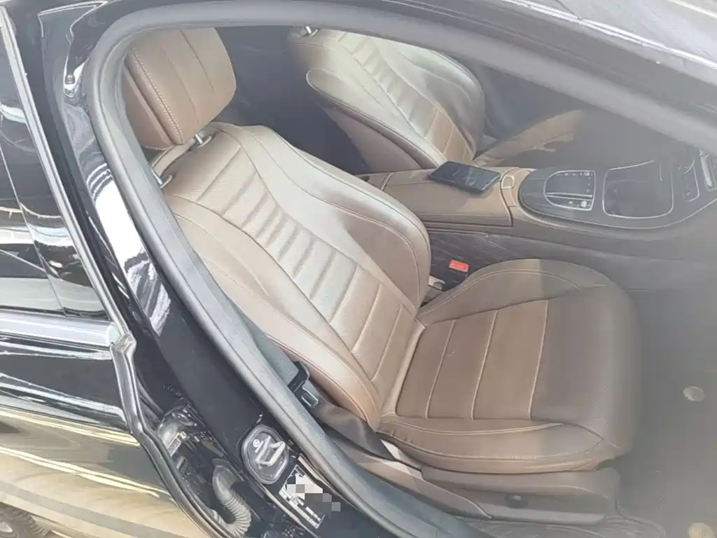 Mercedes-Benz E-Class — миниатюра 25
