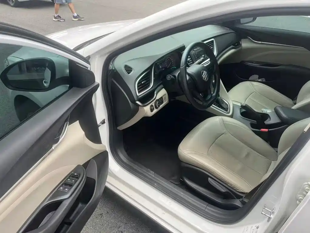 Buick Excelle — миниатюра 5