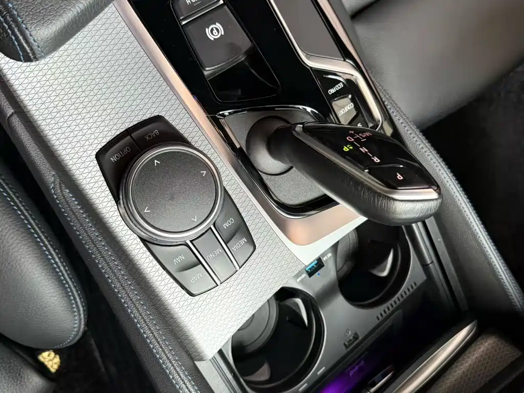BMW 5 Series (Import) — миниатюра 5