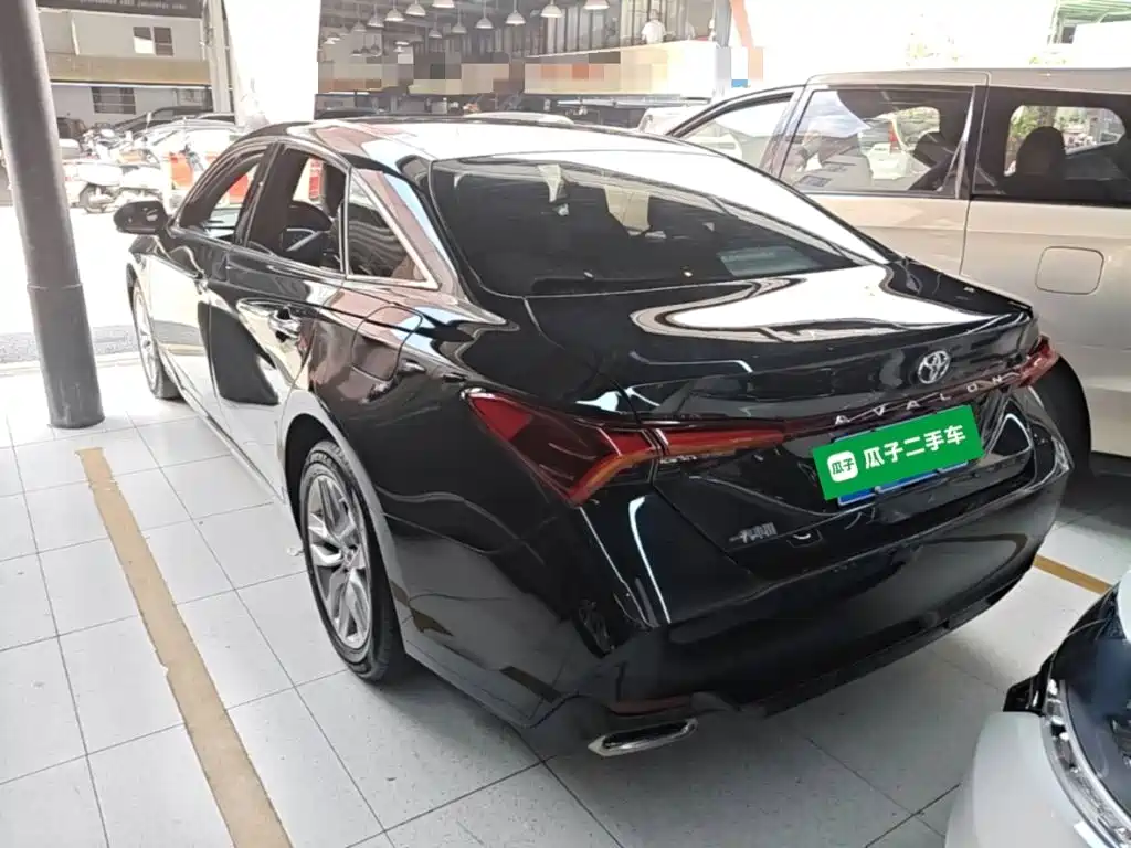Toyota Avalon — миниатюра 5