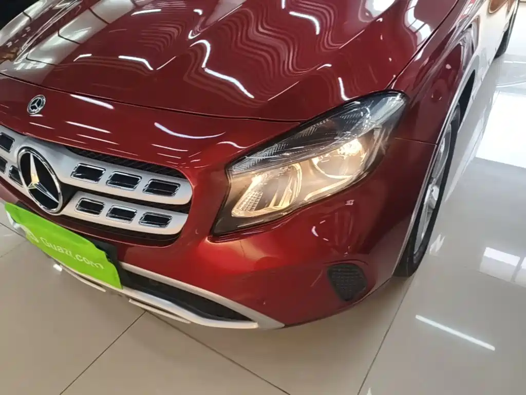 Mercedes-Benz GLA — миниатюра 24