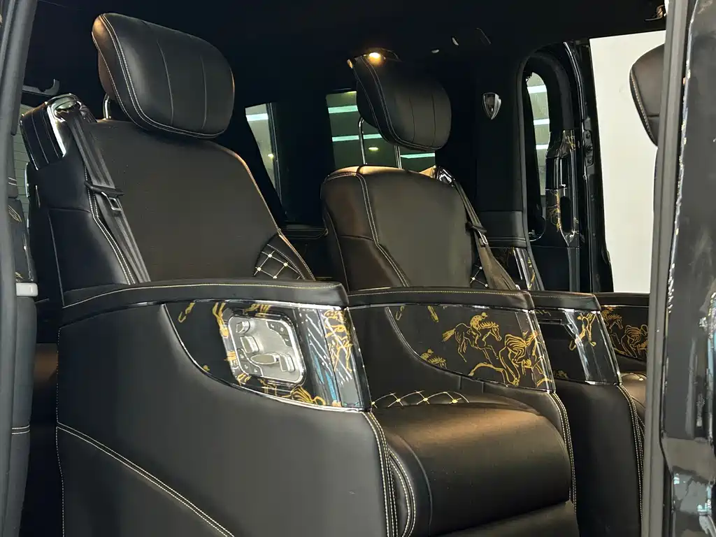Mercedes-Benz V-Class — миниатюра 11