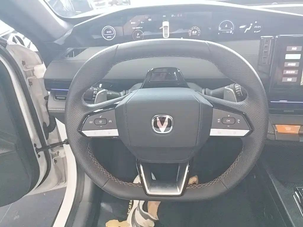 Changan UNI-V — миниатюра 11