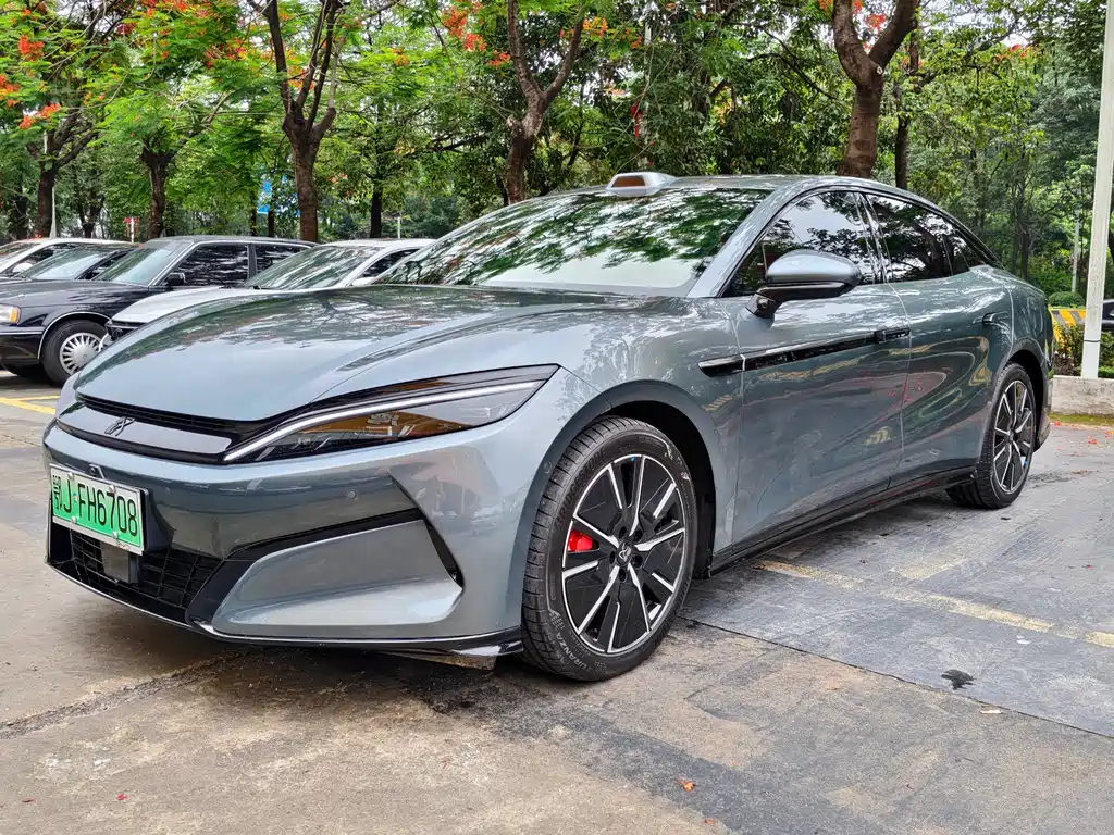Byd 汉L 2025