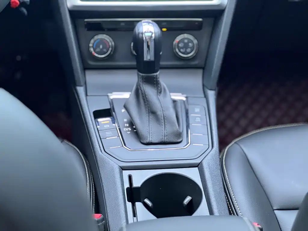 Volkswagen Lamando — миниатюра 22