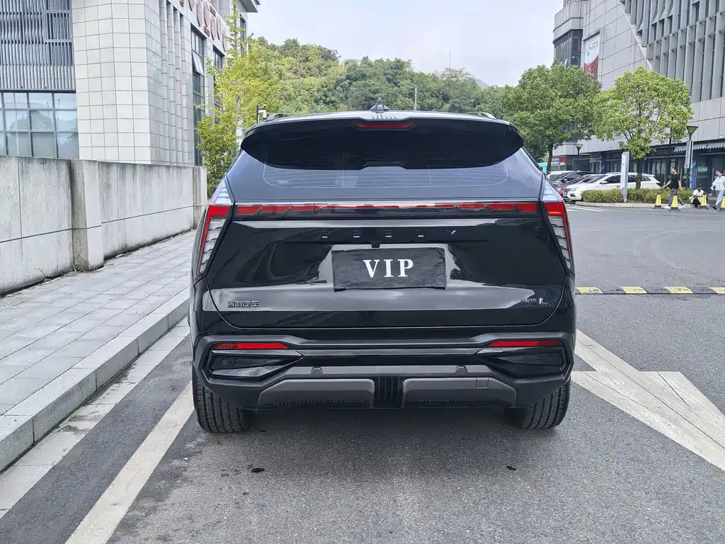 Geely Boyue L — миниатюра 7