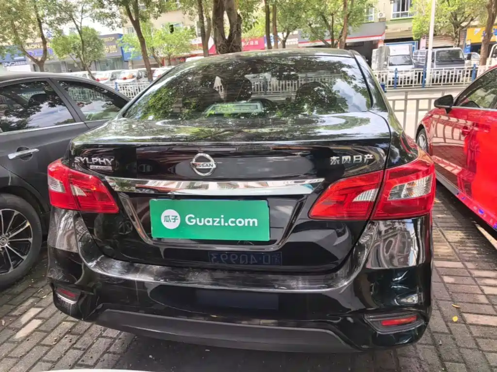 Nissan Sylphy — миниатюра 6