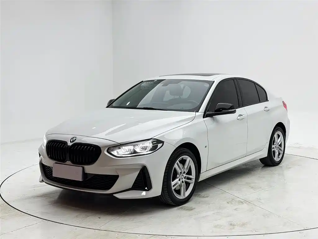 BMW 1 Series 2022