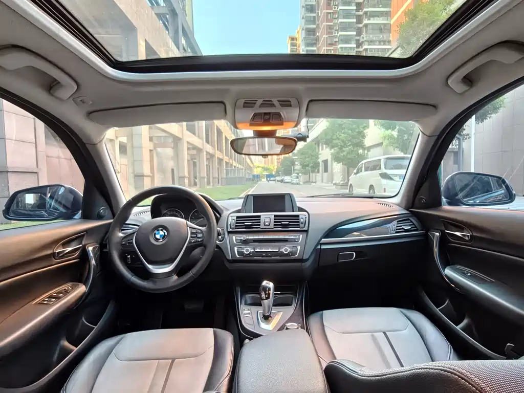 BMW 1 Series (Import) — миниатюра 14