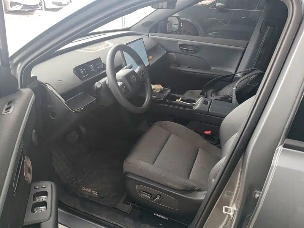 Toyota bZ3X - фото 15