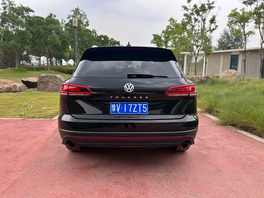 Volkswagen Touareg — миниатюра 4
