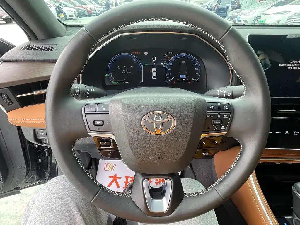 TOYOTA ASIAN DRAGON