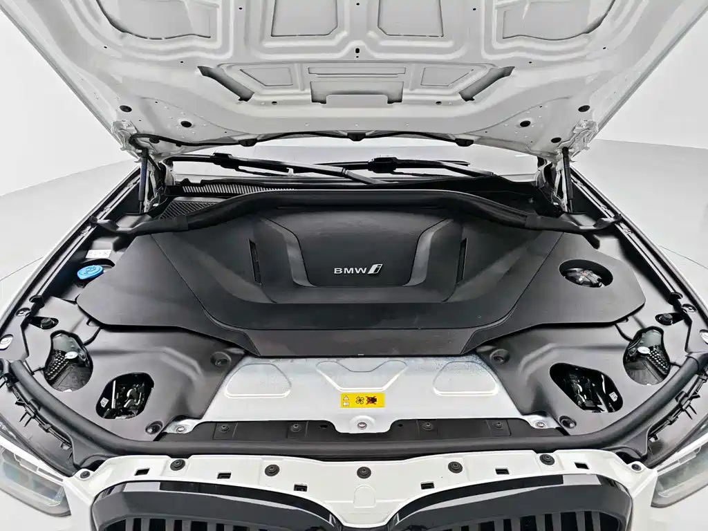 BMW iX3 — миниатюра 15
