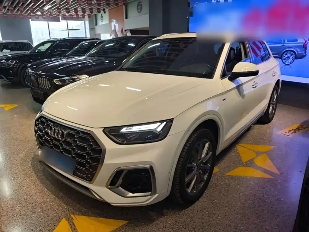Audi Q5L 2022 40T Luxury