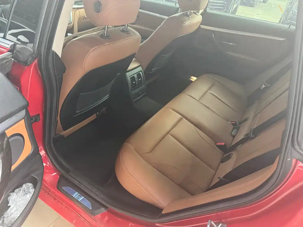 BMW 3 Series GT — миниатюра 9