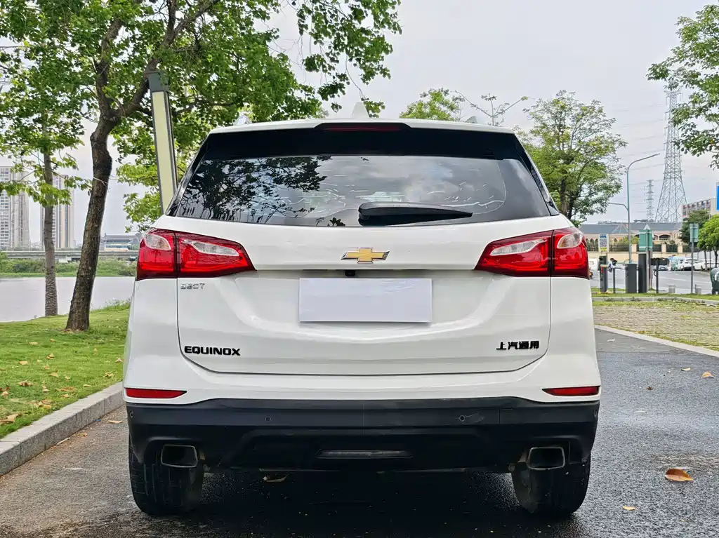 Chevrolet Equinox 550T Auto 4WD Cross Edition, фото 7