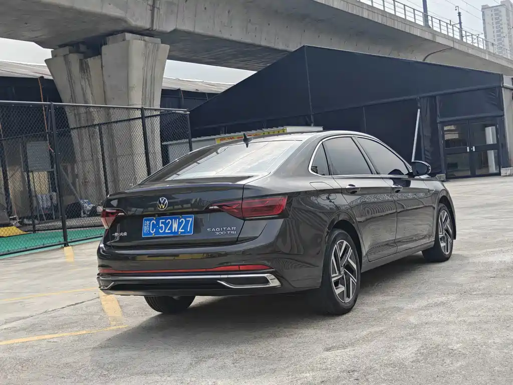 Volkswagen Sagitar — миниатюра 7