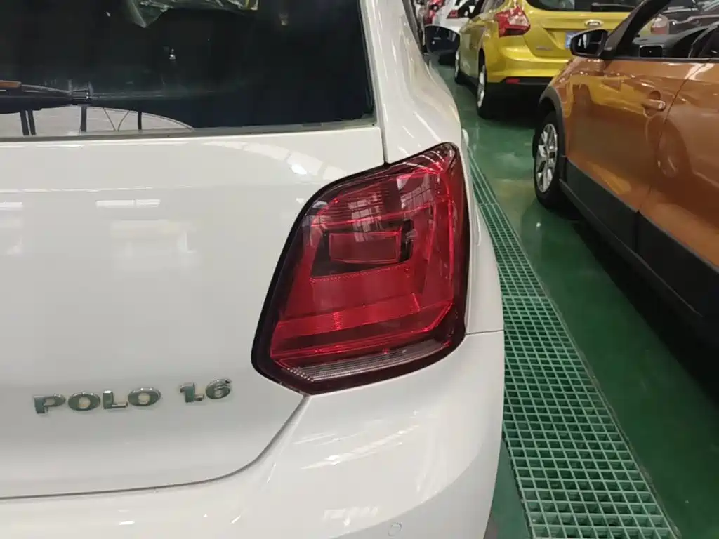 Volkswagen Polo — миниатюра 8