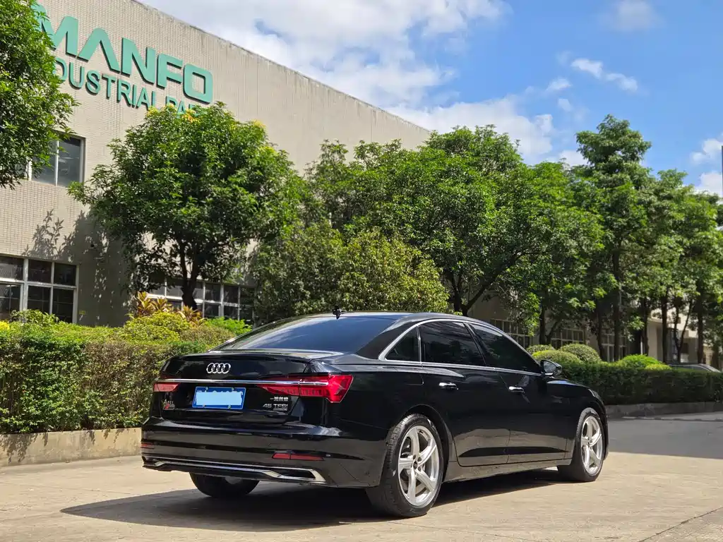 Audi A6L 2023 45 TFSI quattro Premium
