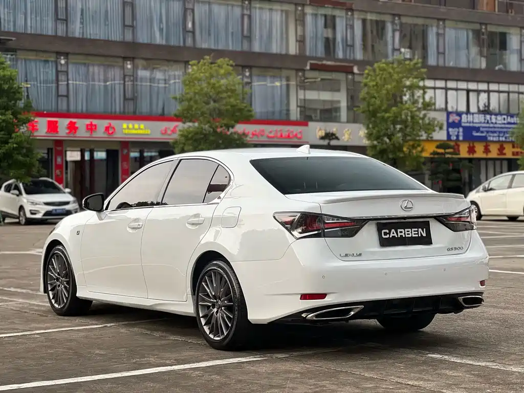 Lexus GS — миниатюра 6