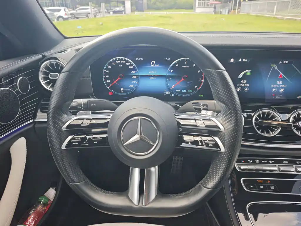 Mercedes-Benz E-Class (Import) — миниатюра 13