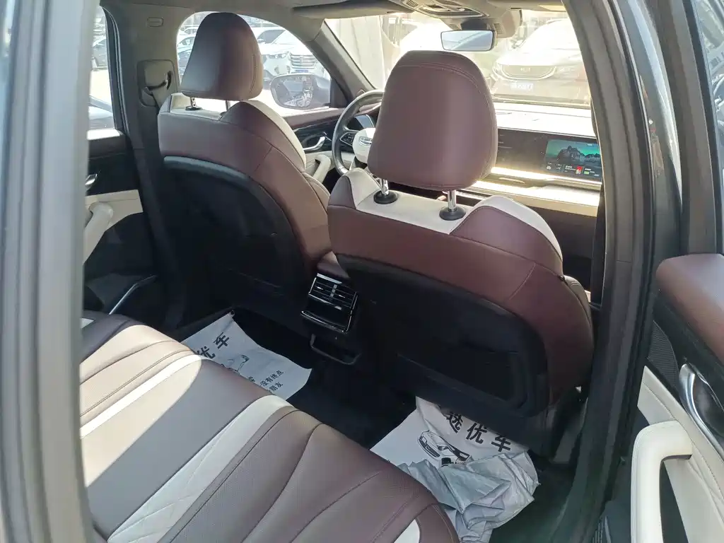 Geely Xingyue L — миниатюра 8