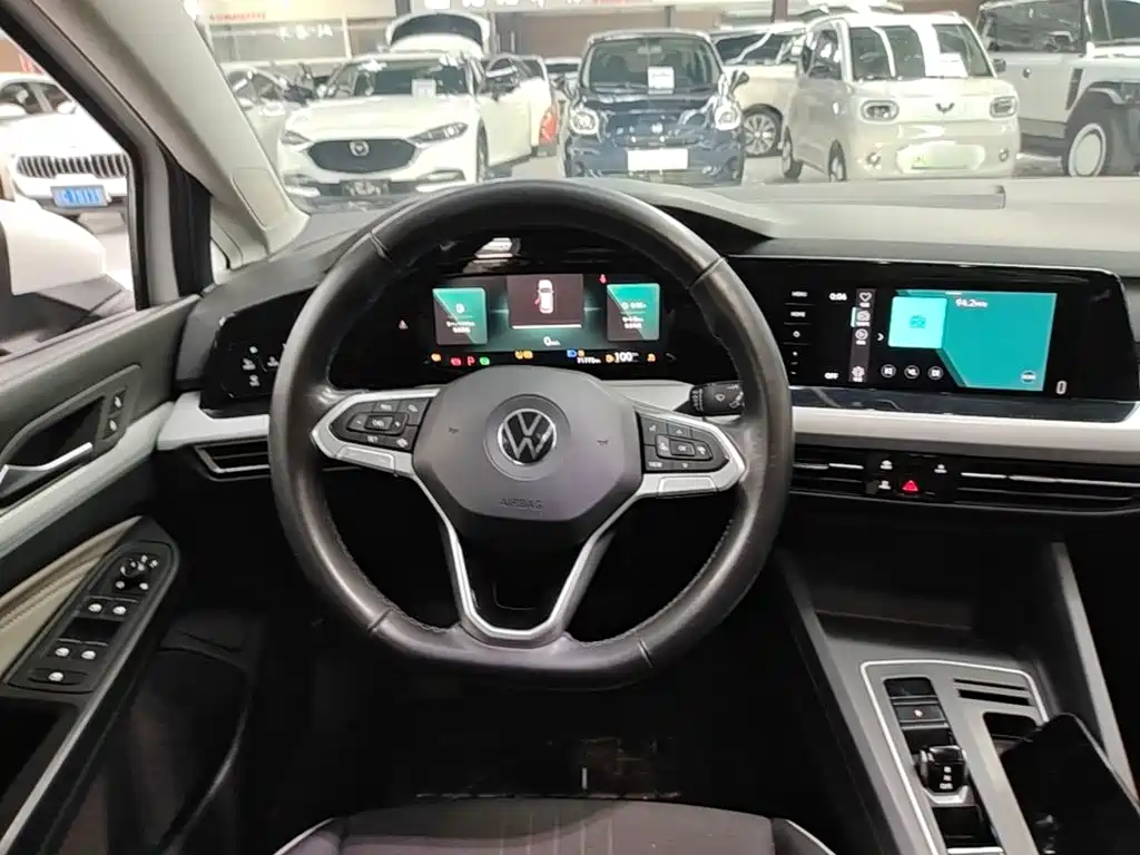 Volkswagen Golf — миниатюра 11