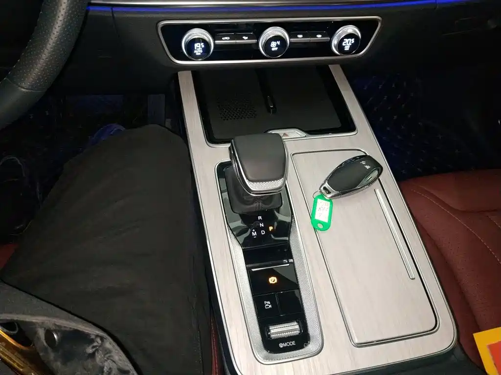 Hongqi HS5 2025 2.0T Pro
