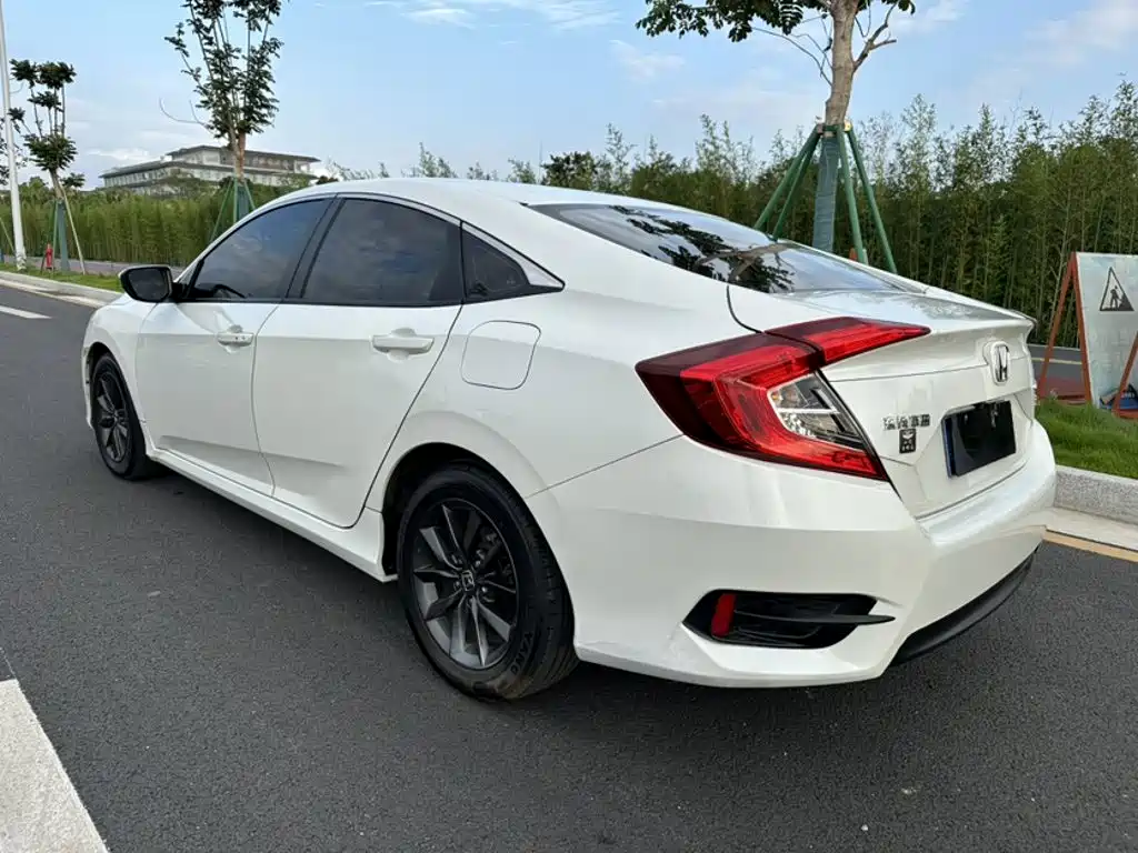 Honda Civic 2019 180TURBO CVT VI