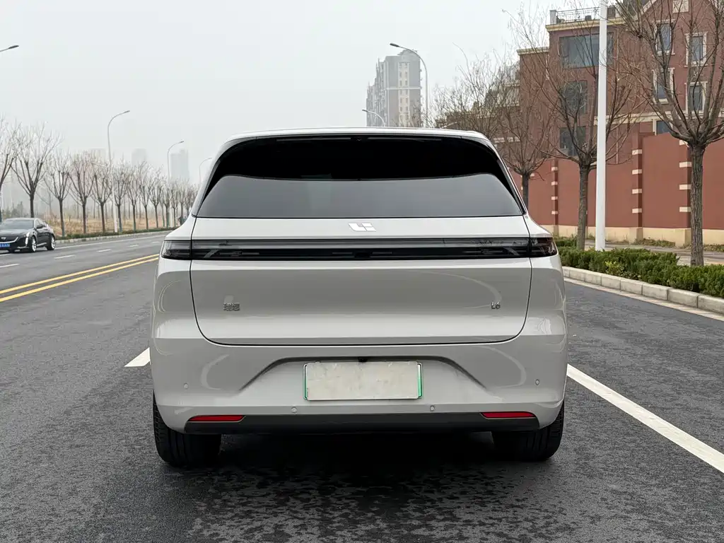 Li Auto IDEAL L6