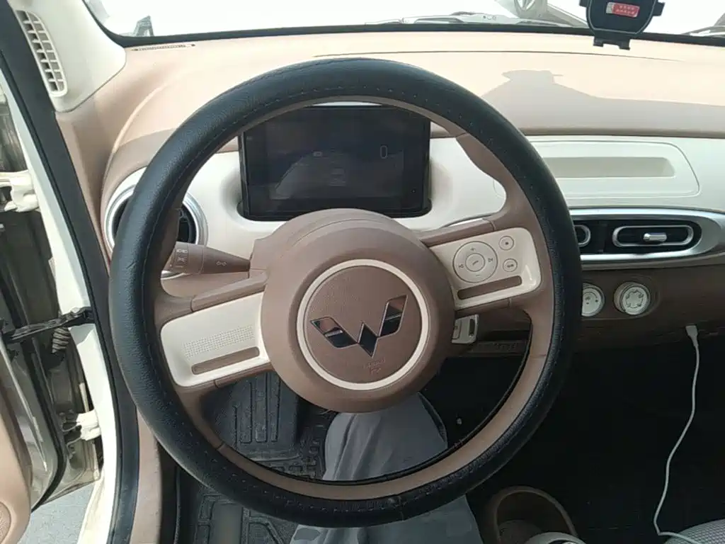 Wuling MINIEV — миниатюра 11