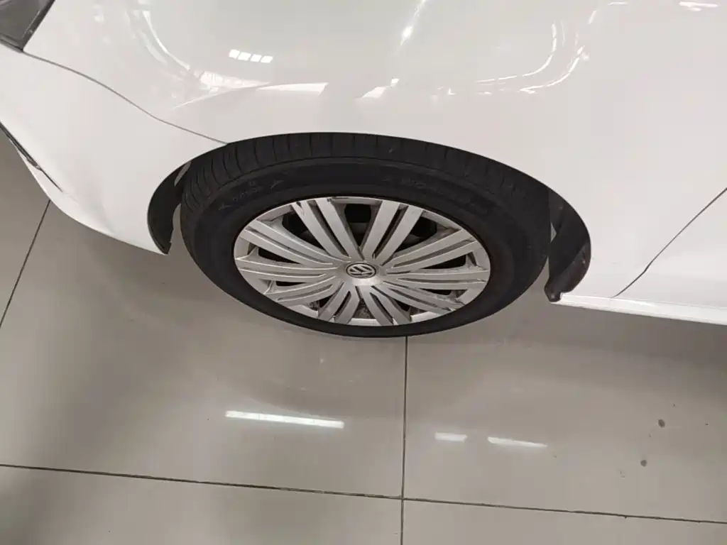 Volkswagen Polo — миниатюра 23