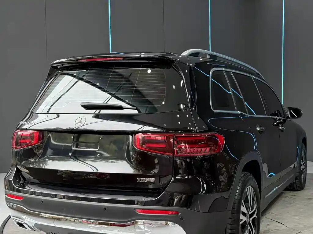 Mercedes-Benz GLB — миниатюра 6