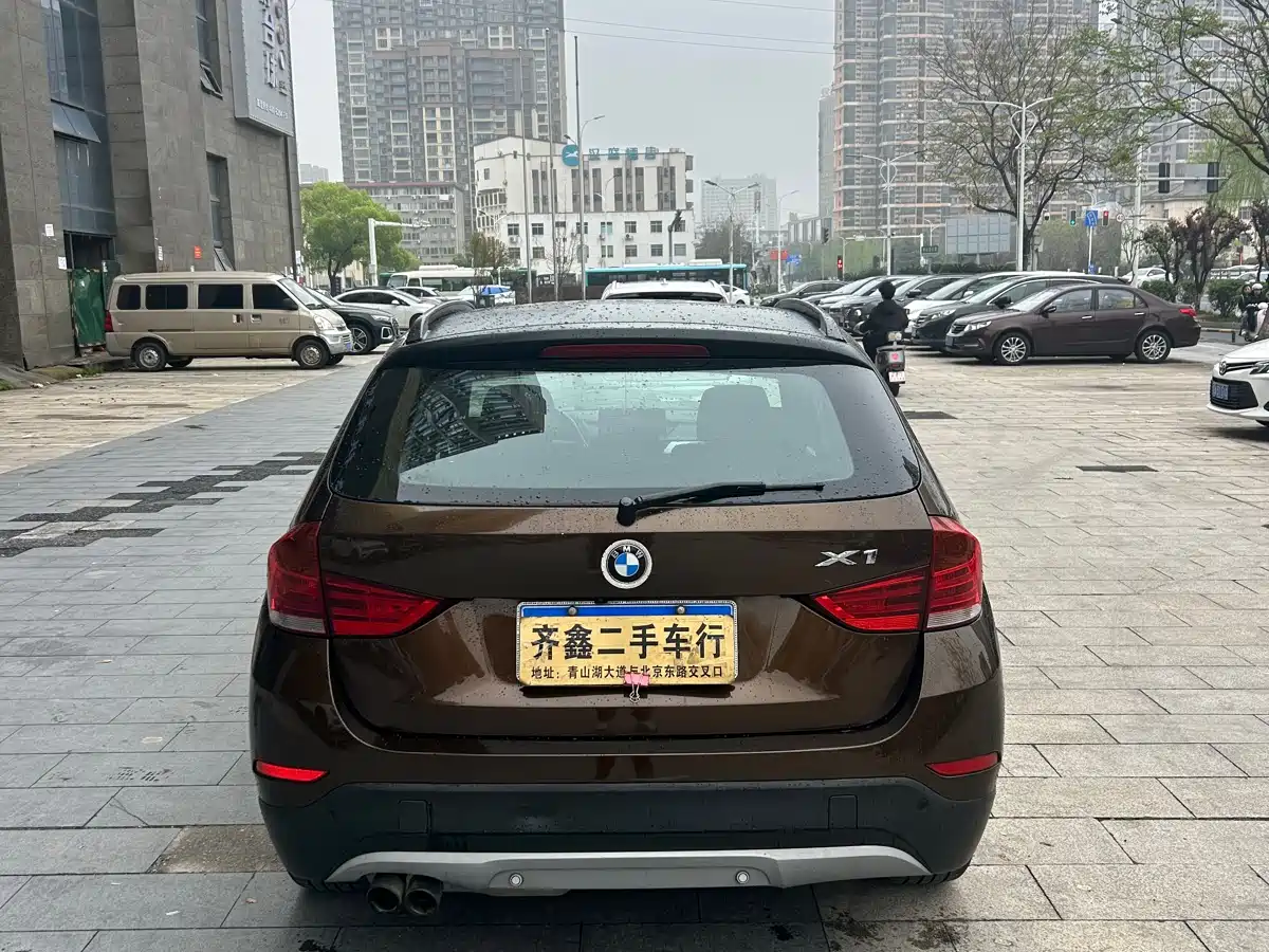 BMW X1