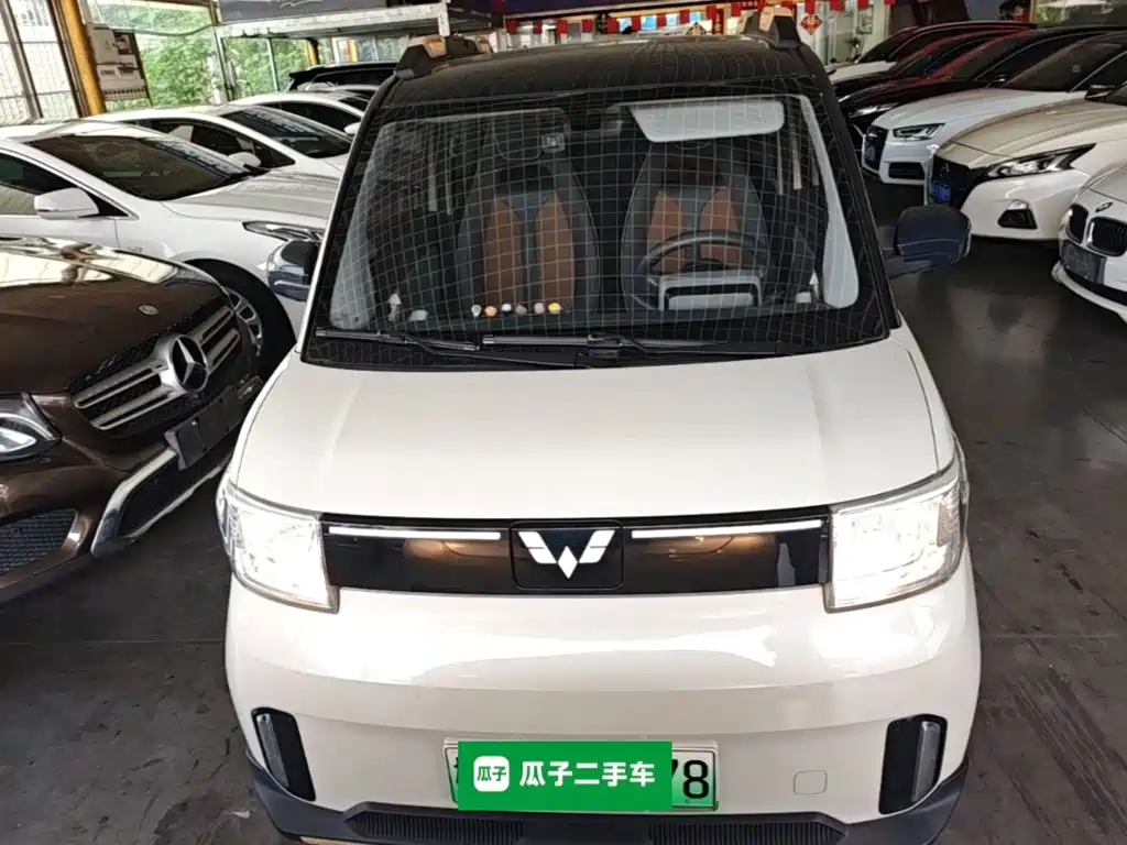 Wuling MINIEV — миниатюра 3