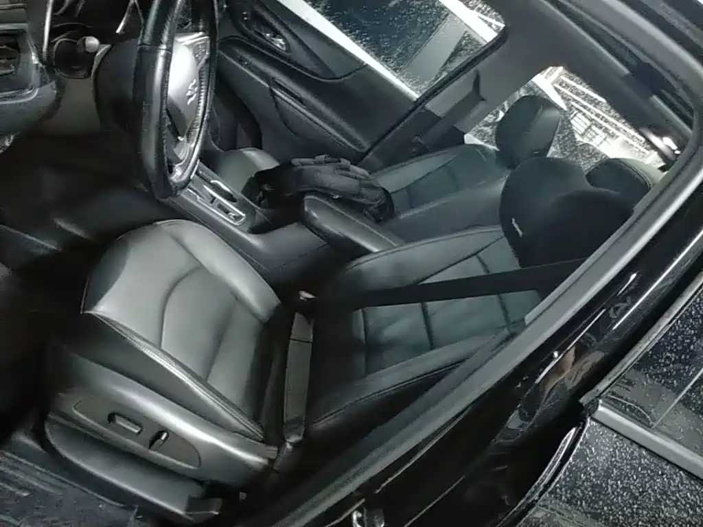 Chevrolet Equinox — миниатюра 15
