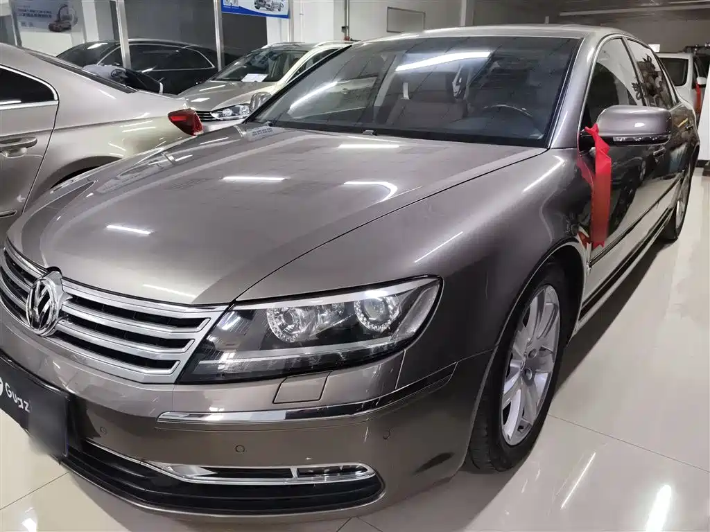 Volkswagen Phaeton 2014