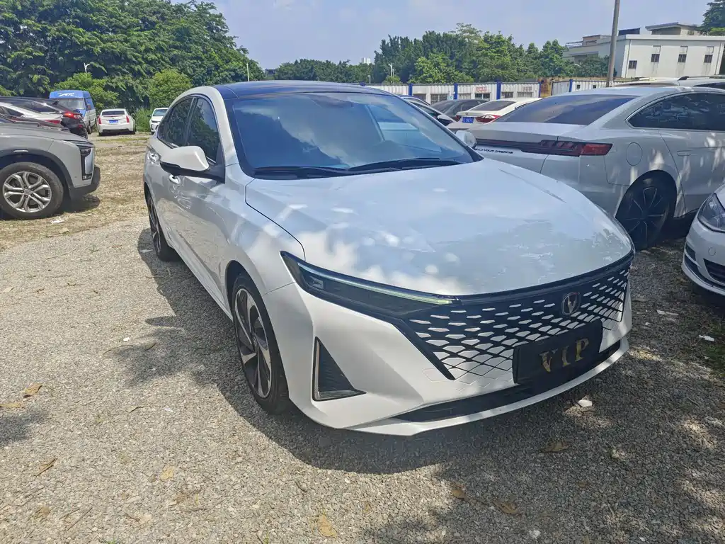 Changan Ruicheng PLUS — миниатюра 3