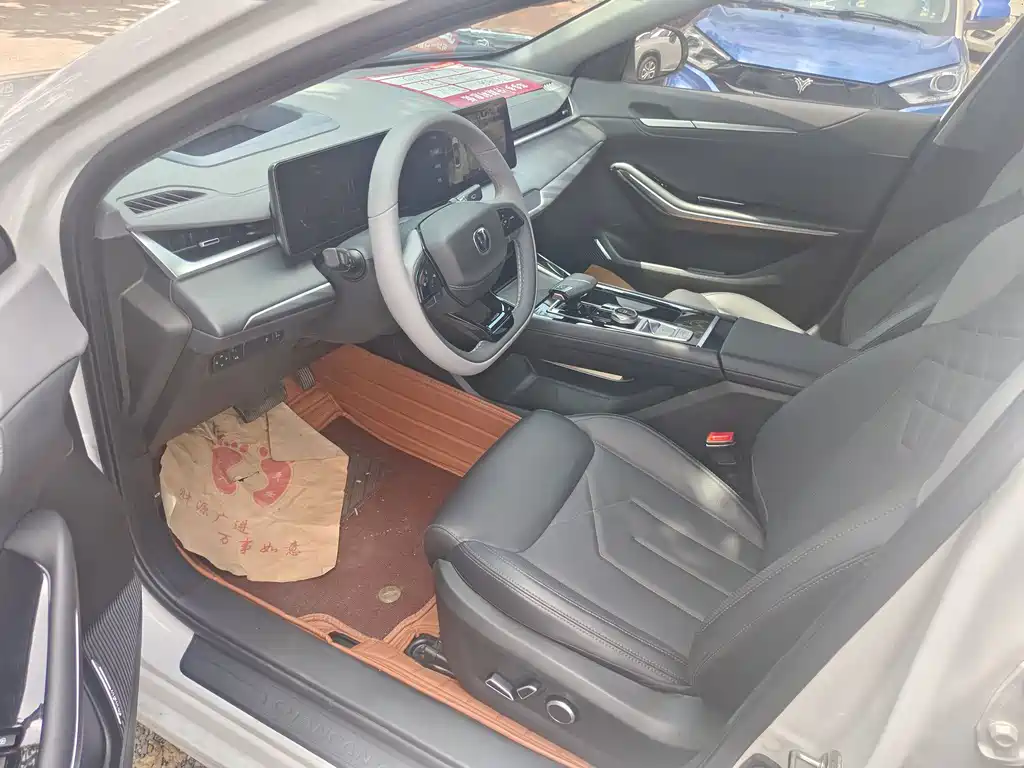 Changan Ruicheng PLUS — миниатюра 4